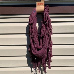 Banded infinity scarf